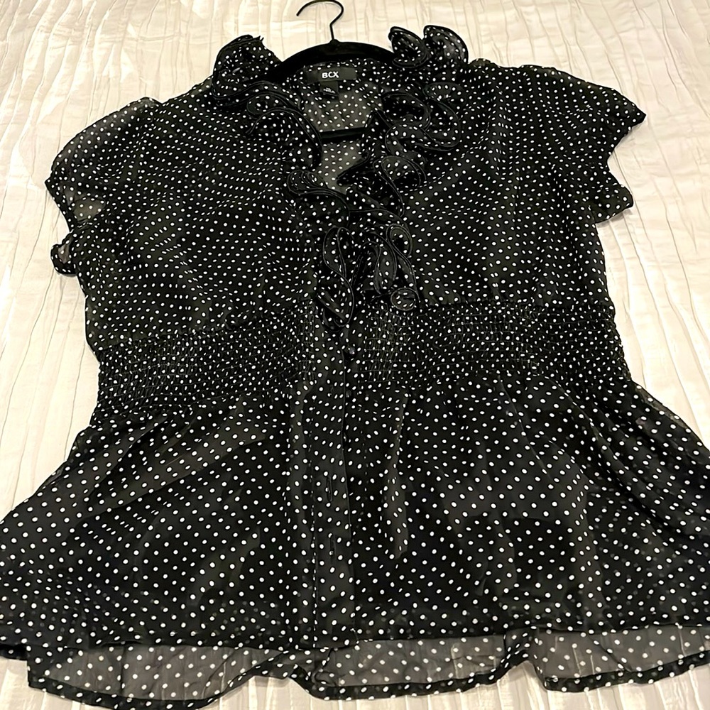 BCX polka dots black white ruffle blouse short sleeves with tank top. Like new
